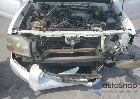 2001 Nissan Frontier Crew Cab Xe из США, поврежденный, VIN 1N6ED27Y61C357732